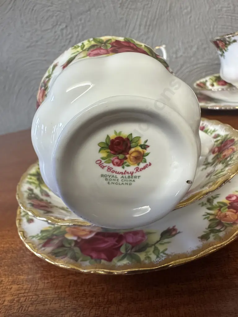 Royal Albert Old Country Roses Bone China Made In England Trios x6 Image 1++