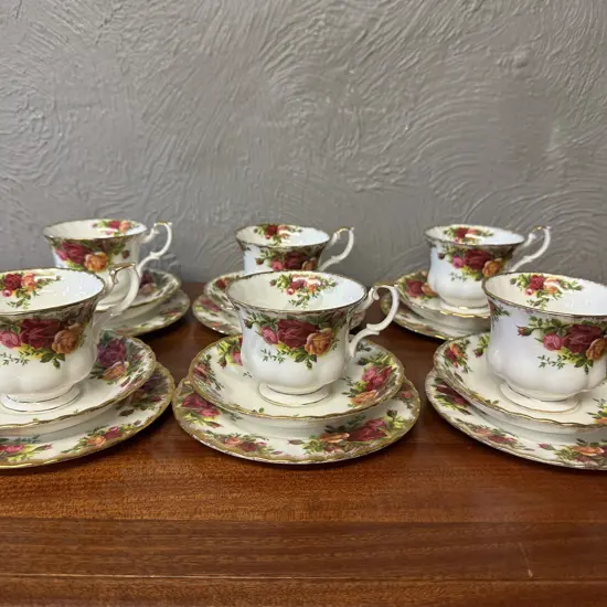 Royal Albert Old Country Roses Bone China Made In England Trios x6