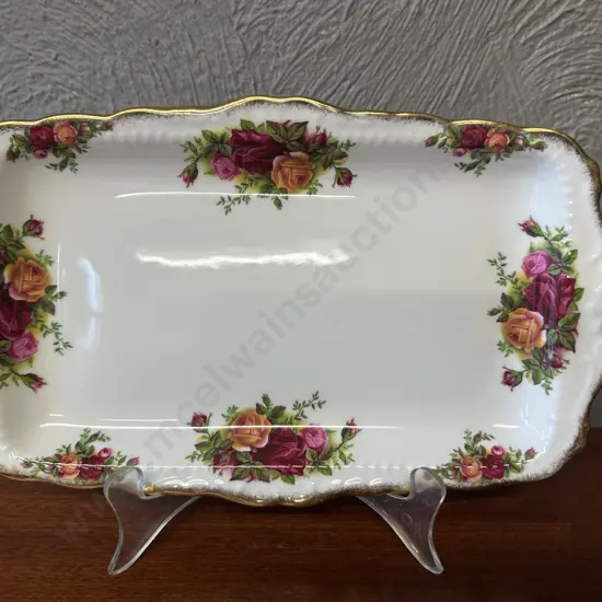 Royal Albert Old Country Roses Bone China Made In England Large Sandwich Tray 30x17cm.