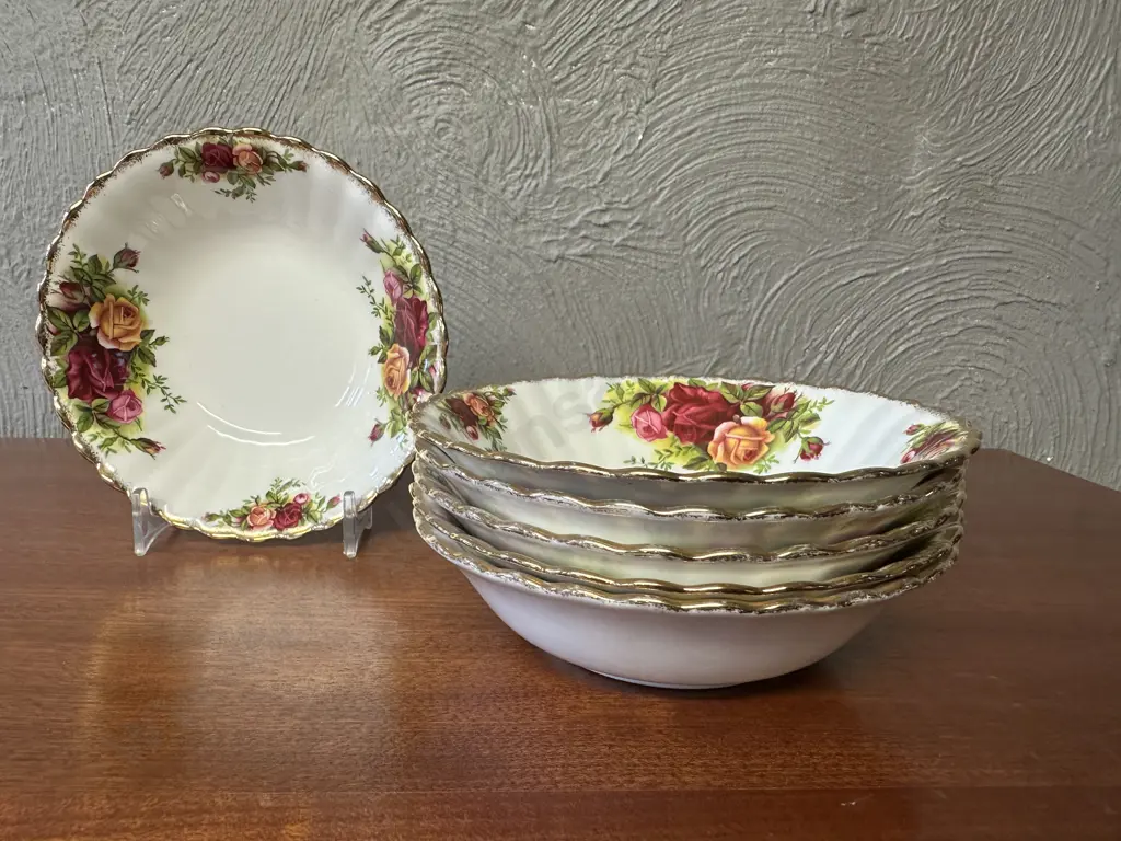 Royal Albert Old Country Roses Bone China Made In England Small Dessert Bowls x6 Dia13.5cm. Image 1++