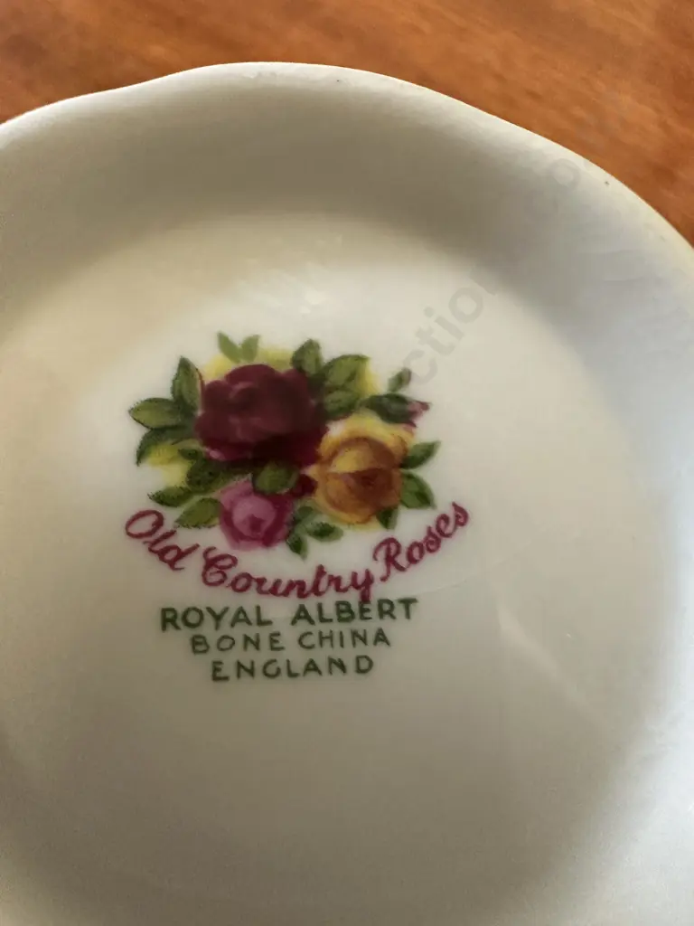 Royal Albert Old Country Roses Bone China Made In England Doubled Handled Soup Bowls & Matching Saucers x5 af to 1 bowl Image 1++