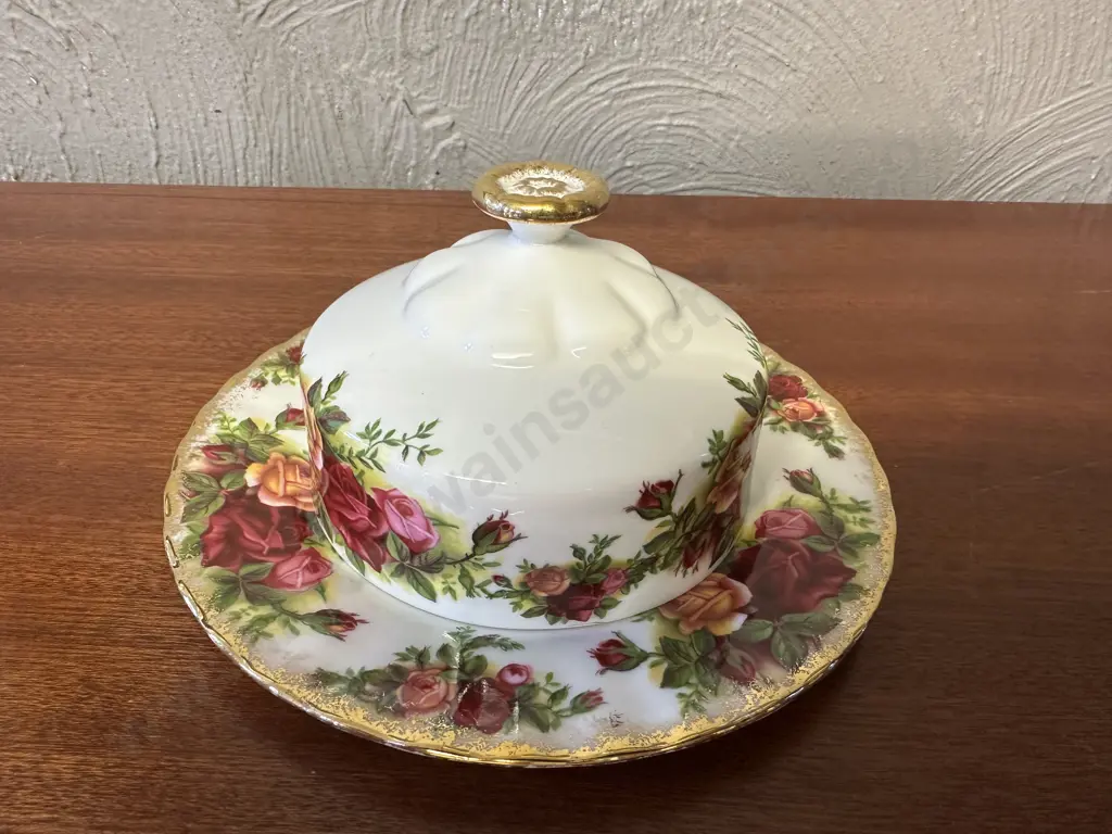 Royal Albert Old Country Roses Bone China Made In England Round Covered Lidded Butter Dish & Plate Image 1++
