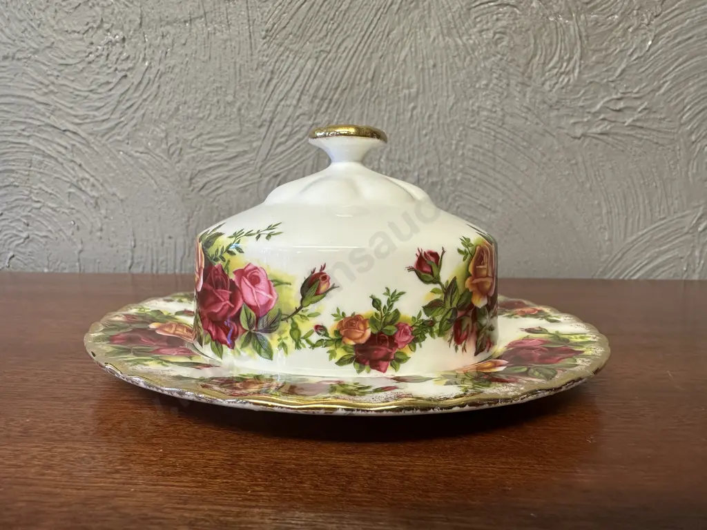 Royal Albert Old Country Roses Bone China Made In England Round Covered Lidded Butter Dish & Plate Image 1++