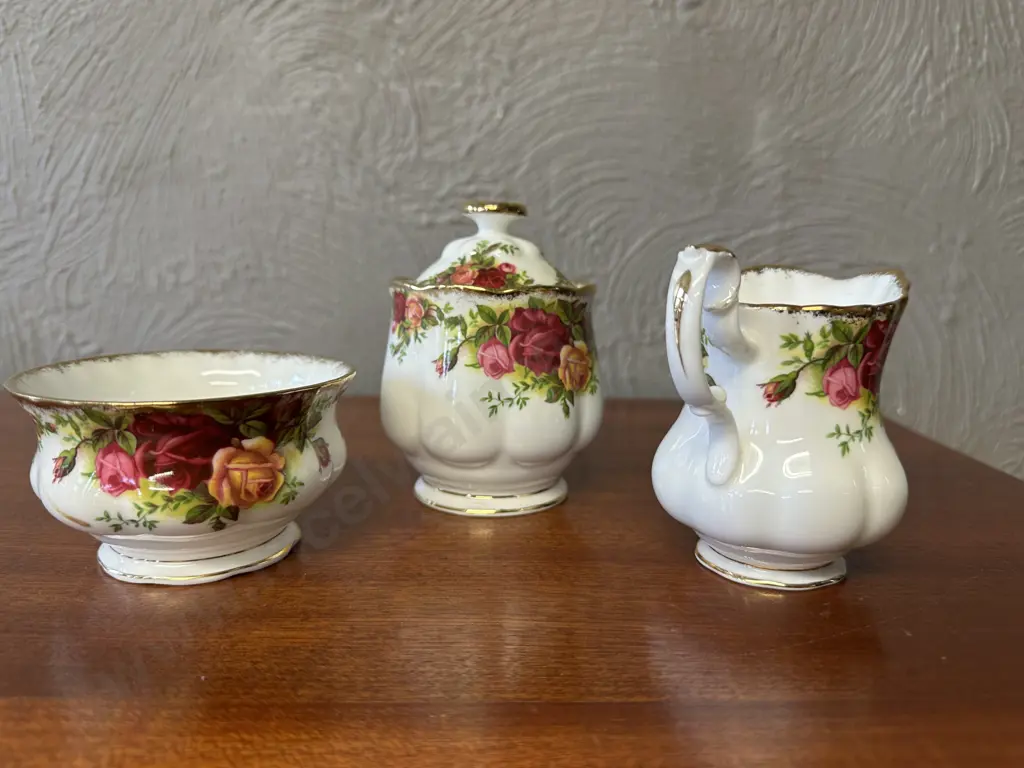Royal Albert Old Country Roses Bone China Made In England Jam Pot With Lid, Sugar Bowl & Creamer Image 1++
