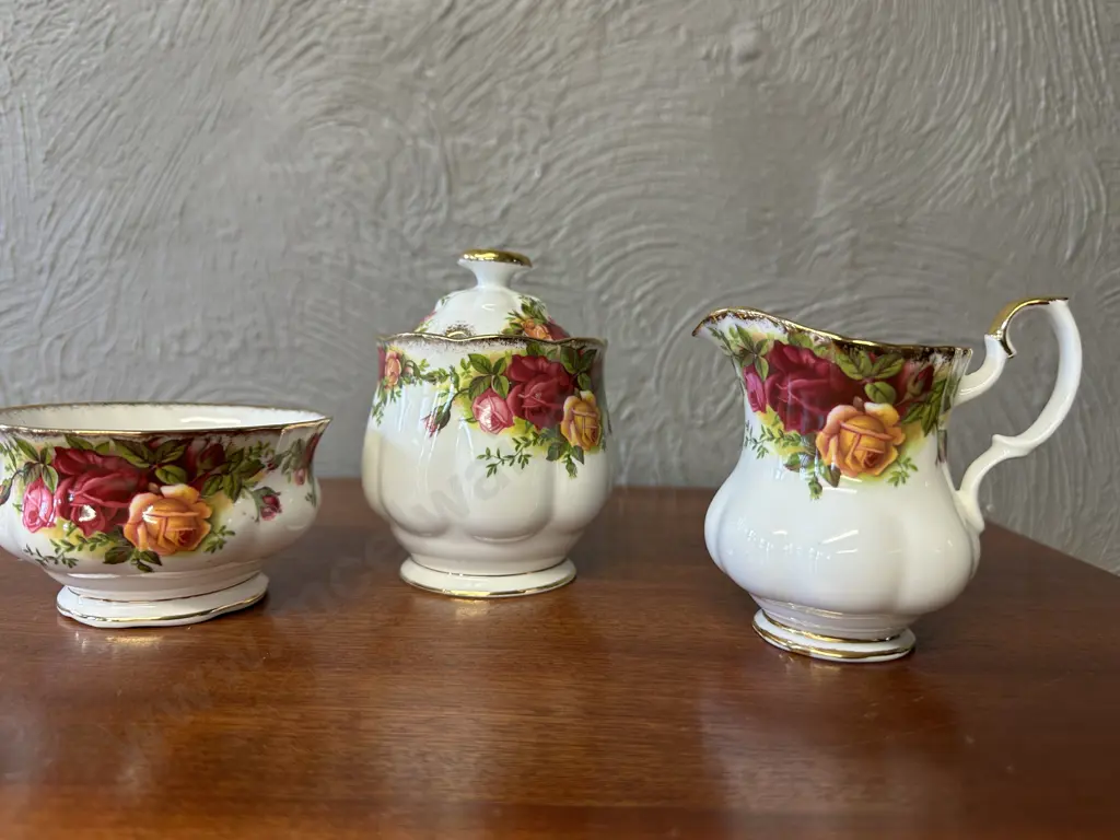 Royal Albert Old Country Roses Bone China Made In England Jam Pot With Lid, Sugar Bowl & Creamer Image 1++