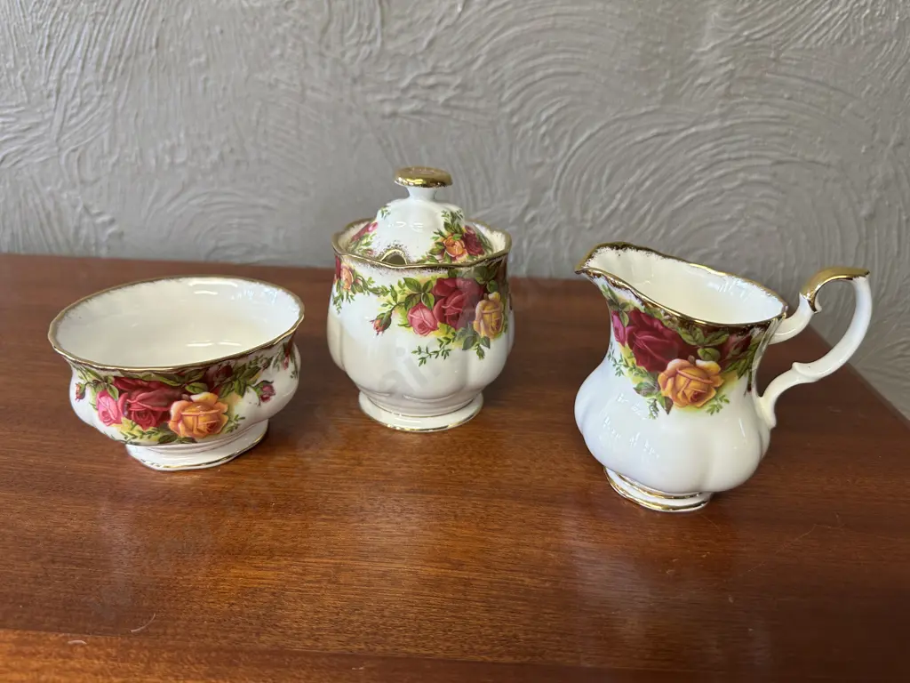 Royal Albert Old Country Roses Bone China Made In England Jam Pot With Lid, Sugar Bowl & Creamer Image 1++