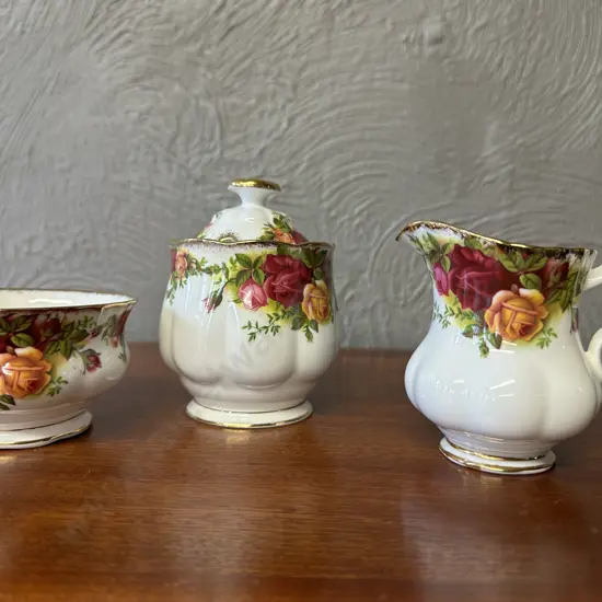 Royal Albert Old Country Roses Bone China Made In England Jam Pot With Lid, Sugar Bowl & Creamer