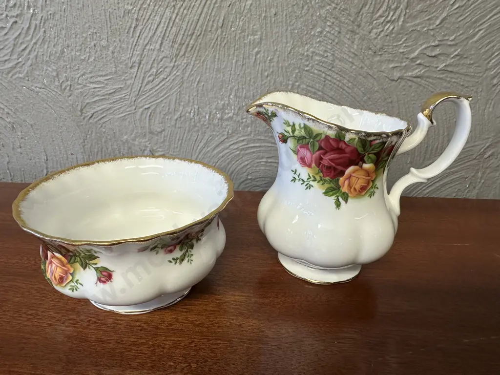 Royal Albert Old Country Roses Bone China Made In England Creamer & Sugar Bowl Image 1++