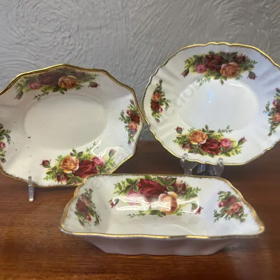 Royal Albert Old Country Roses Bone China Made In England Assorted Dishes x3
