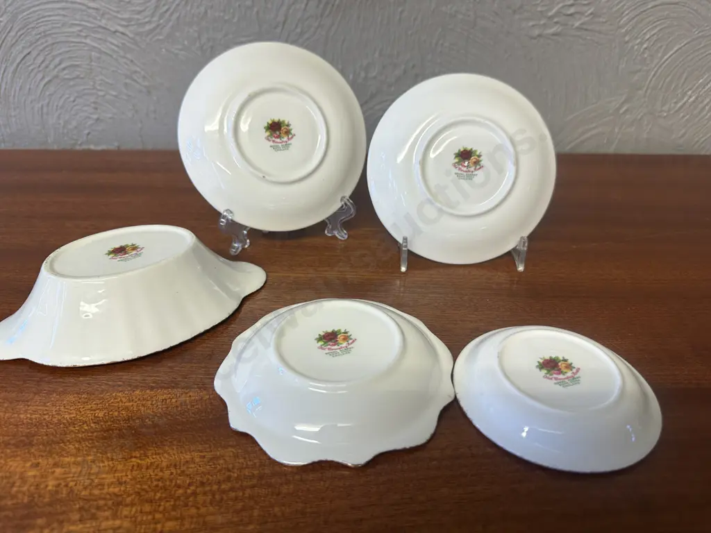 Royal Albert Old Country Roses Bone China Made In England Selection Of Demi Dishes Image 1++