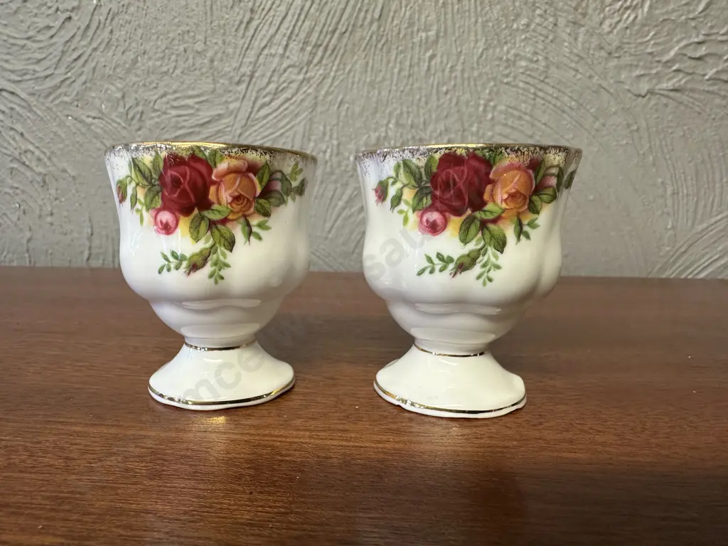 Royal Albert Old Country Roses Bone China Made In England Pair Of Egg Cups Image 1++