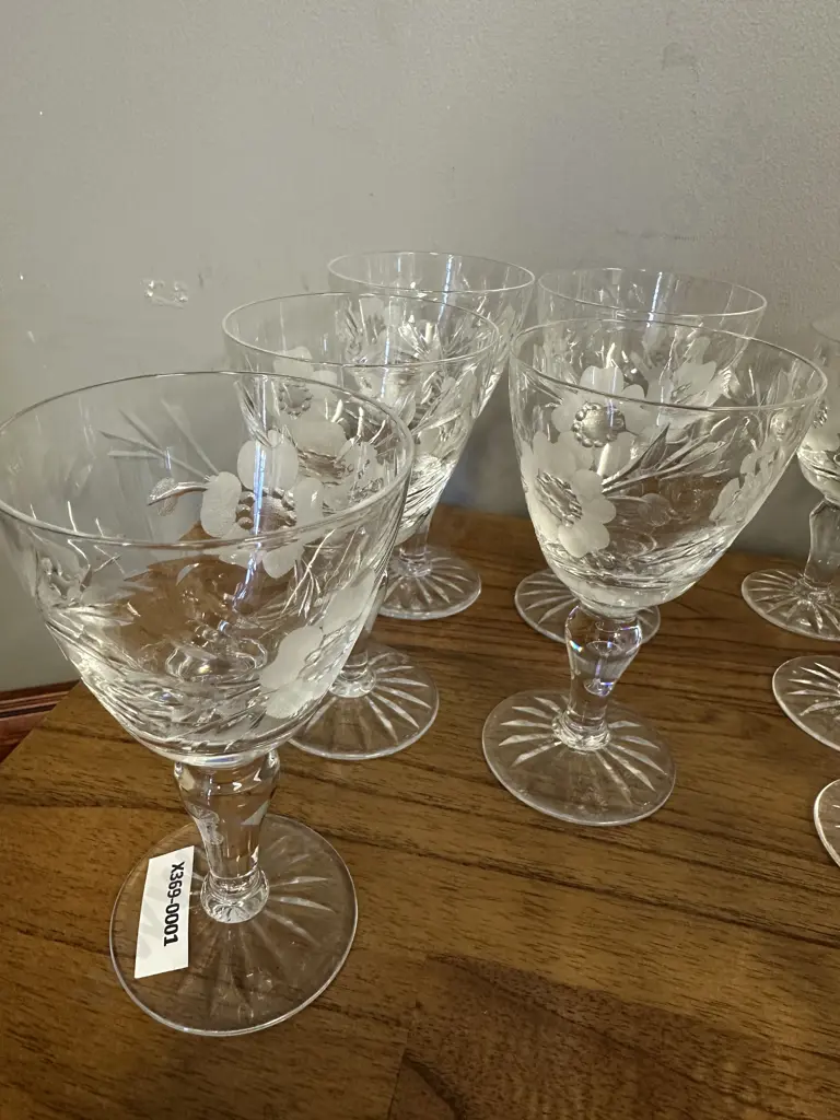 Royal Albert Glasses Old Country Roses Etched Crystal Flowers Small Wine Glasses - Set of Five Image 1++