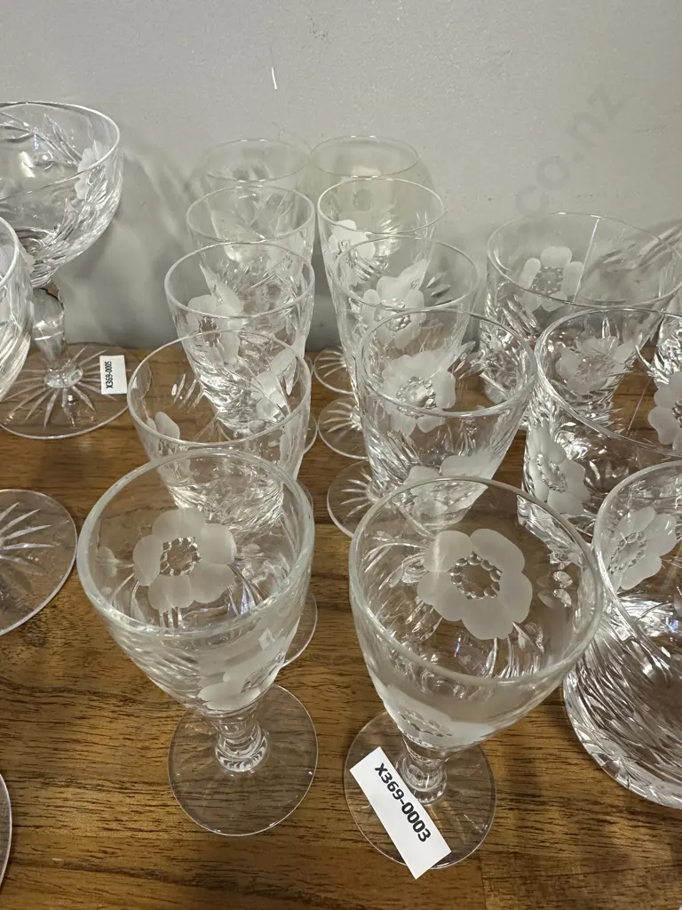 Royal Albert Glasses Old Country Roses Etched Crystal Flowers Port Glasses - Set of Ten Image 1++