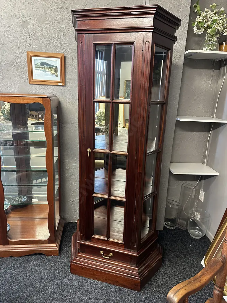 Mahogany Stained Display Cabinet Mirrored Back, Single Door, Single Drawer & Three Shelves H190 W85 D43cm. Image 1++