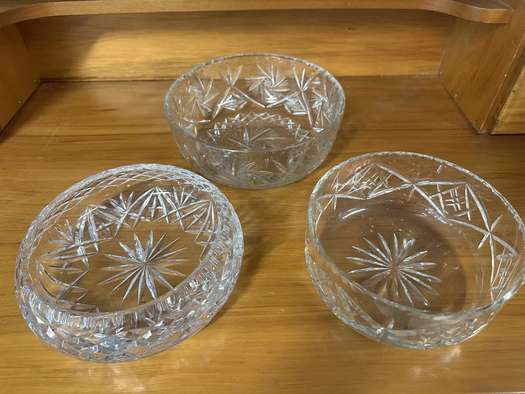 Selection Of Vintage Crystal Bowls Image 1++