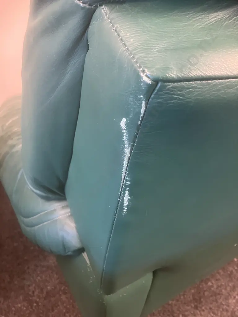 KOVACS Green Leather 2 Seater Sofa With 2 Recliner Armchairs. Adjusting Headrests Image 1++