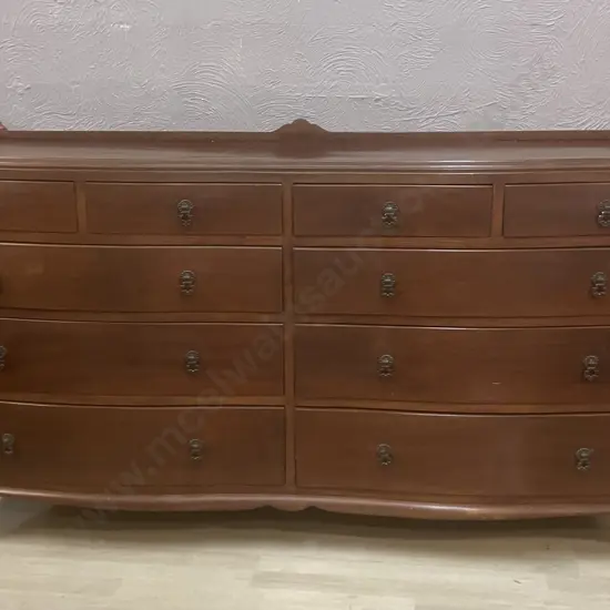 Mahogany Serpentine Front Ten Drawer Dresser On Cabriole Legs. H93 L167 D45cm