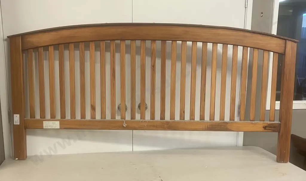 Harmon Solid Timber Furniture King Size Slatted Headboard - Curved Top With Carved Flower. 87 x 180cm Image 1++