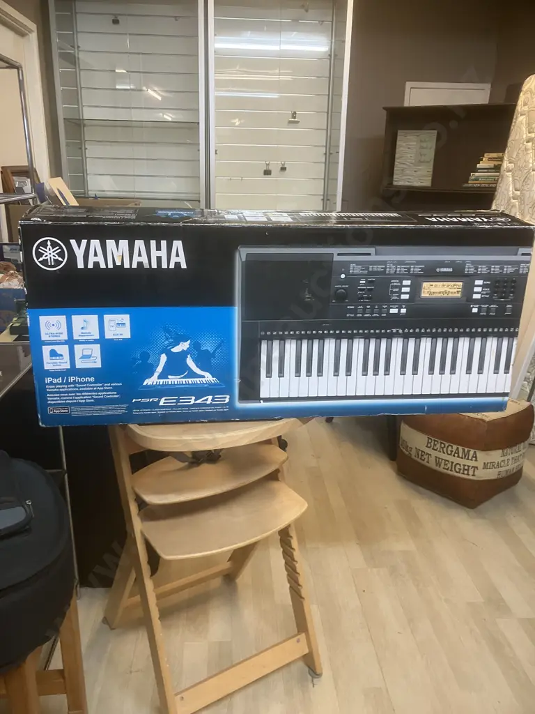 Yamaha PSR-E343 Digital Keyboard - 61 Note Touch Sensitive, With Manual & Stand Image 1++