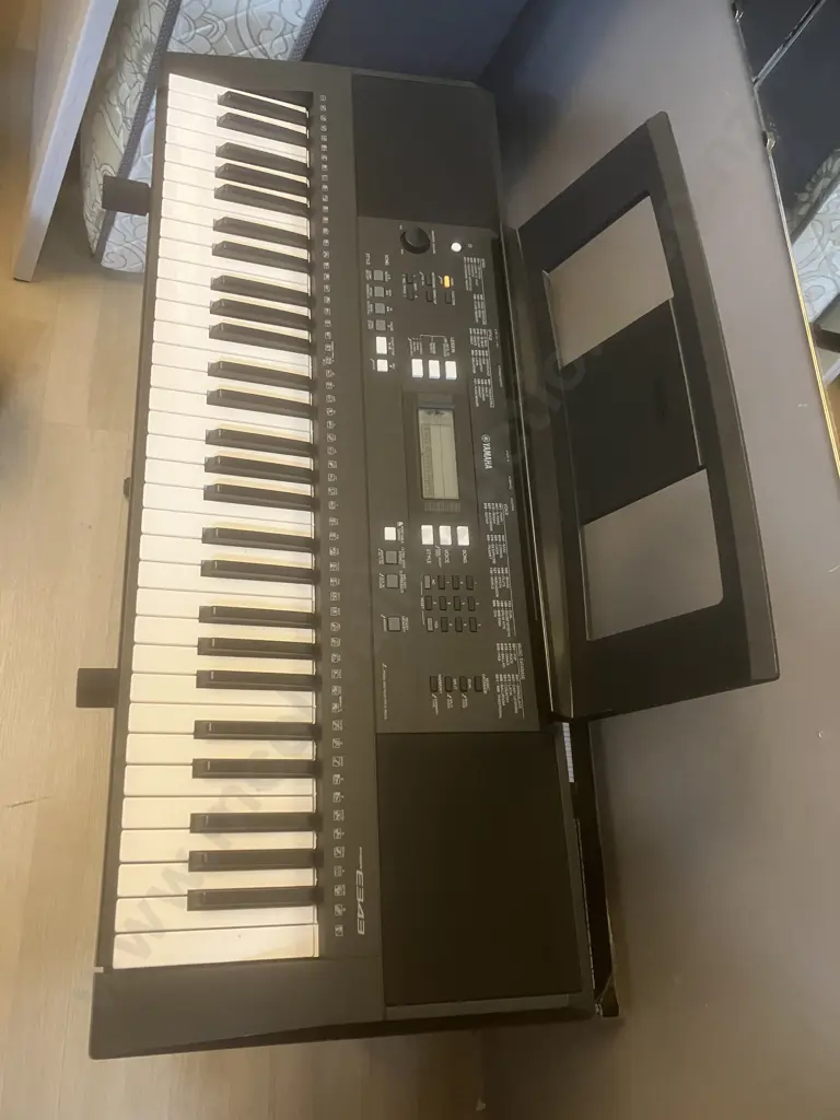 Yamaha PSR-E343 Digital Keyboard - 61 Note Touch Sensitive, With Manual & Stand Image 1++