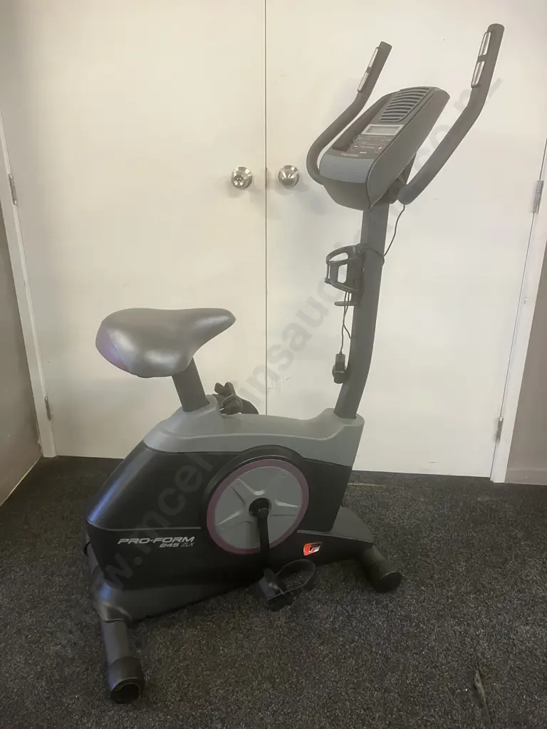 Pro-Form 245 ZLZ Exercise Bike Image 1++