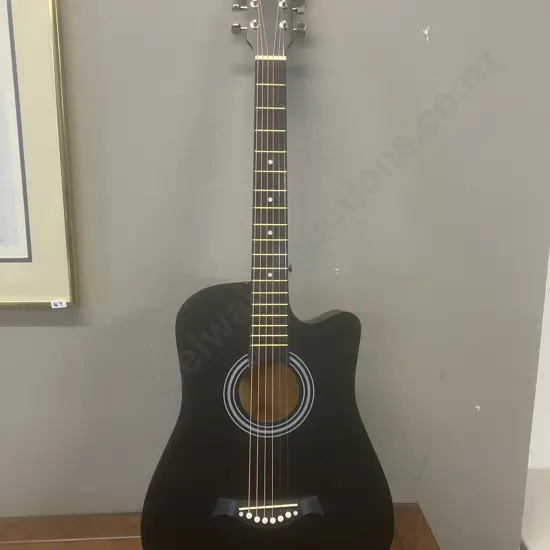 Black Guitar (Damaged Back)