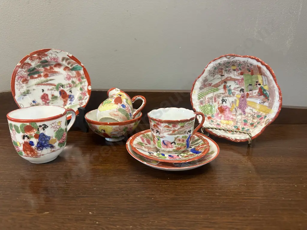 Antique Japanese Kutani Style Porcelain Tea Ware Items With With Geisha Figures & Landscape Scenes Image 1++