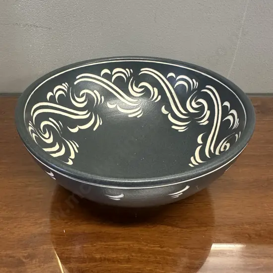 Pearsons Of Chesterfield Decorative Bowl 8.5.Diam21cm.