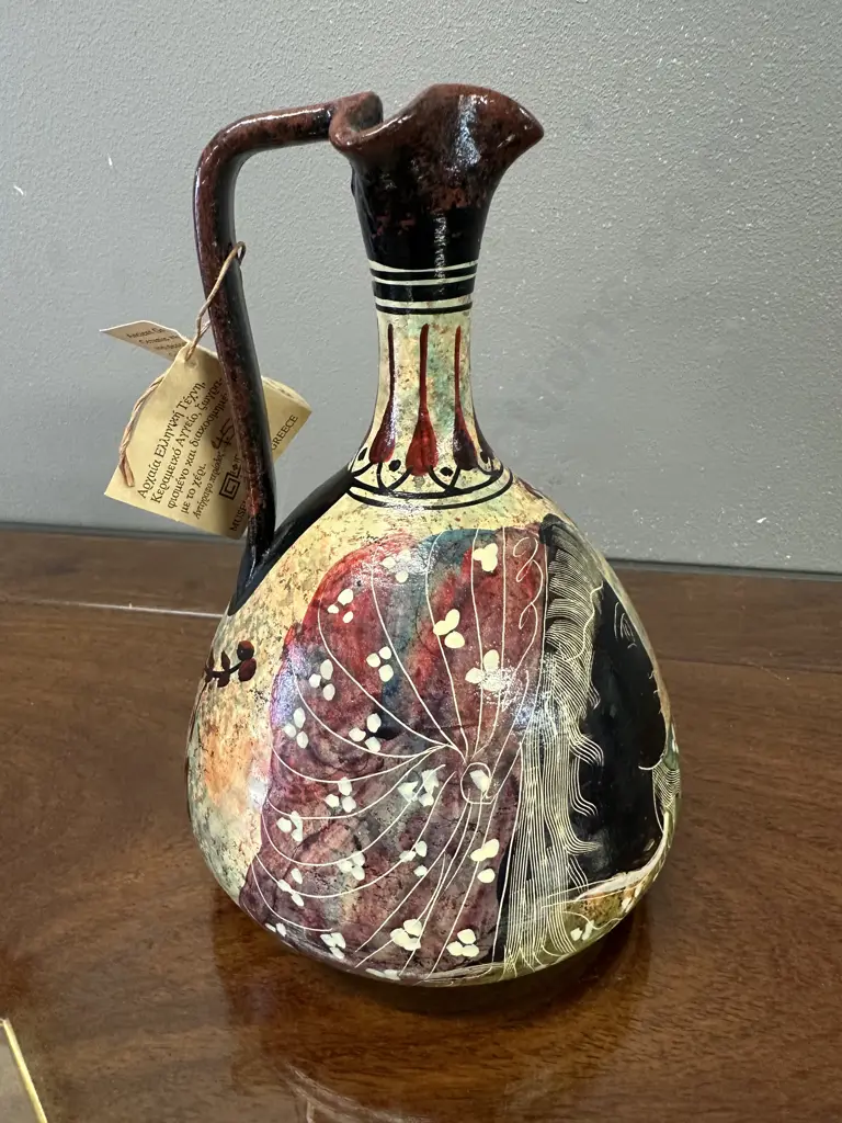 Greek Art Pottery Vase Image 1++