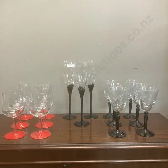 15 Assorted Glasses With Black Or Red Stems / Bases