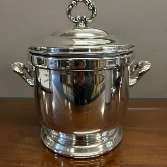 Oneida Victorian Style Silver Plated Ice Bucket With Lid