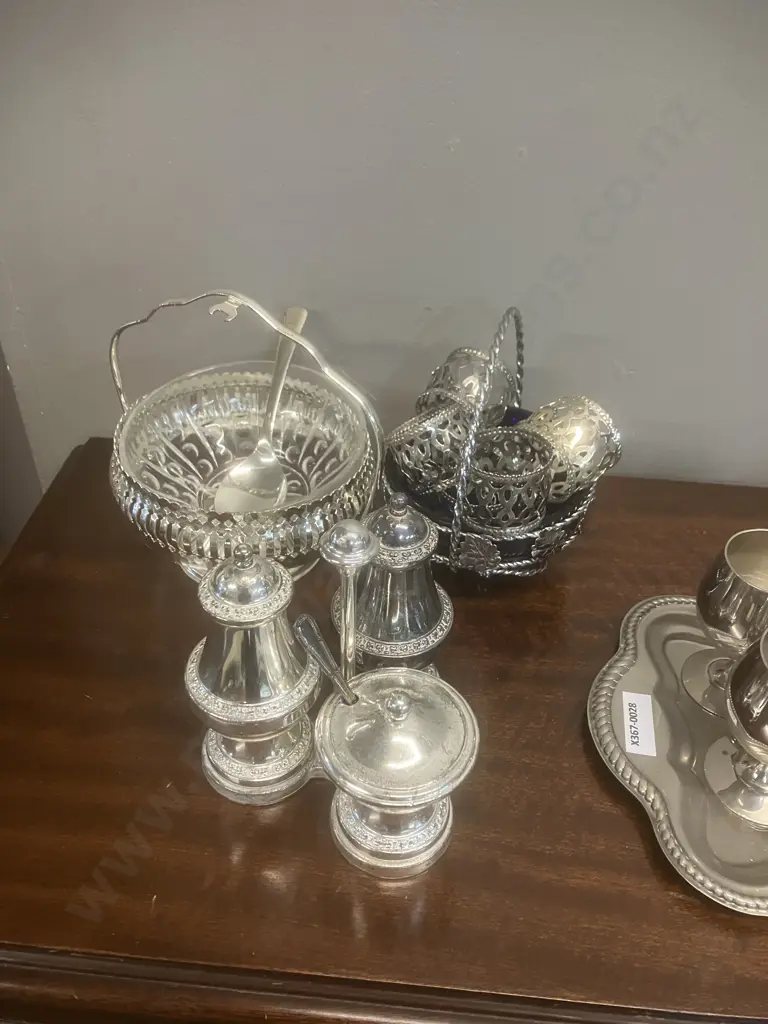 Assorted Siverware, EPNS Etc Image 1++