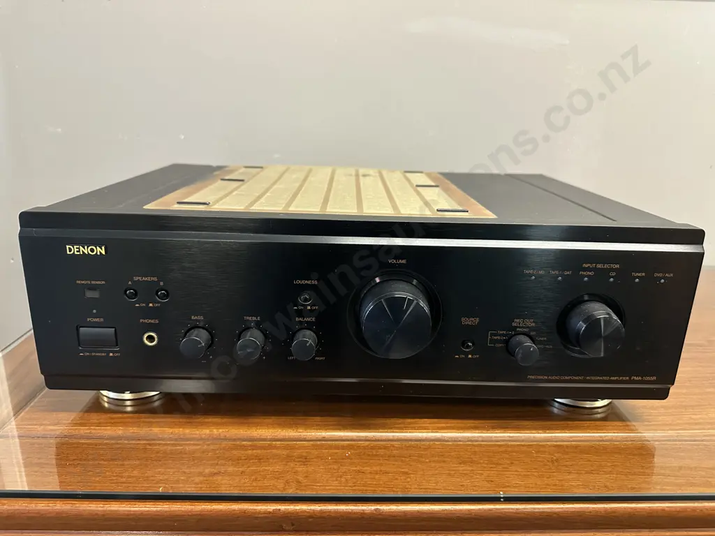 Denon Amp PMA-1055R (No Remote) Image 1++