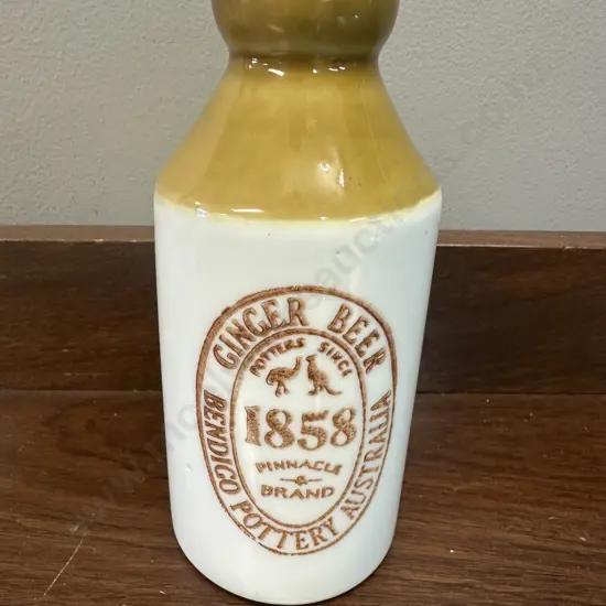 Vintage Bendigo Pottery Ginger Beer Bottle Pinnacle Brand H17cm.