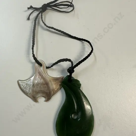 Plaited Necklace With Pounamu Pendant 7cm & Shell Pendant