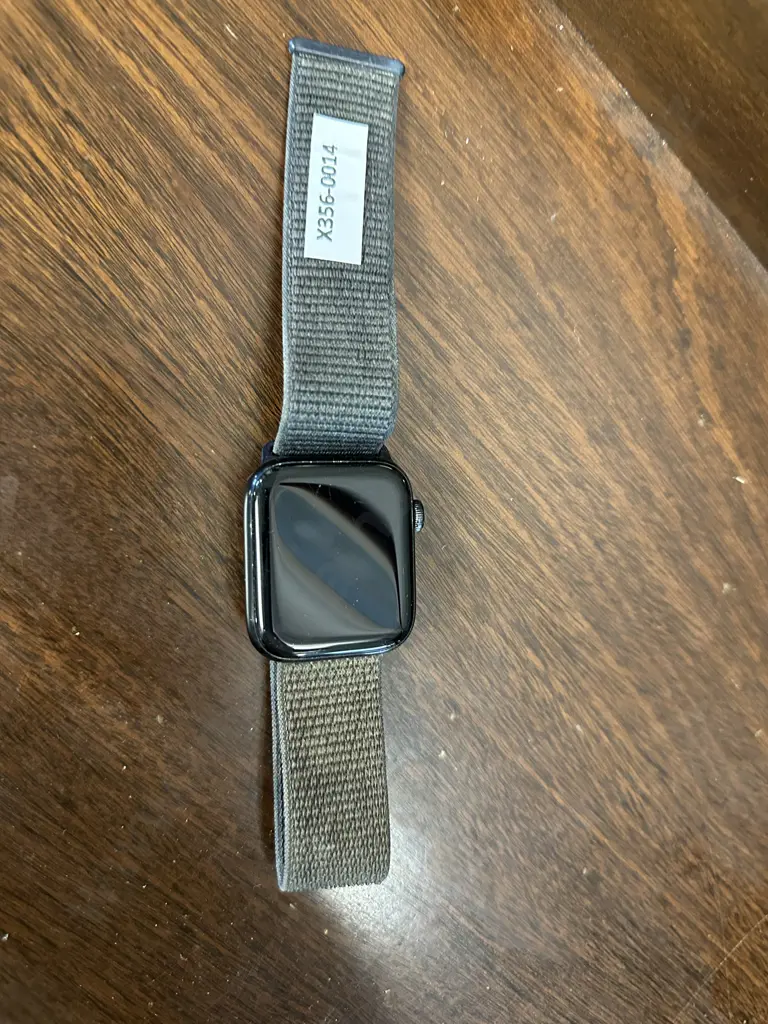 Apple Watch / Pedometer Image 1++