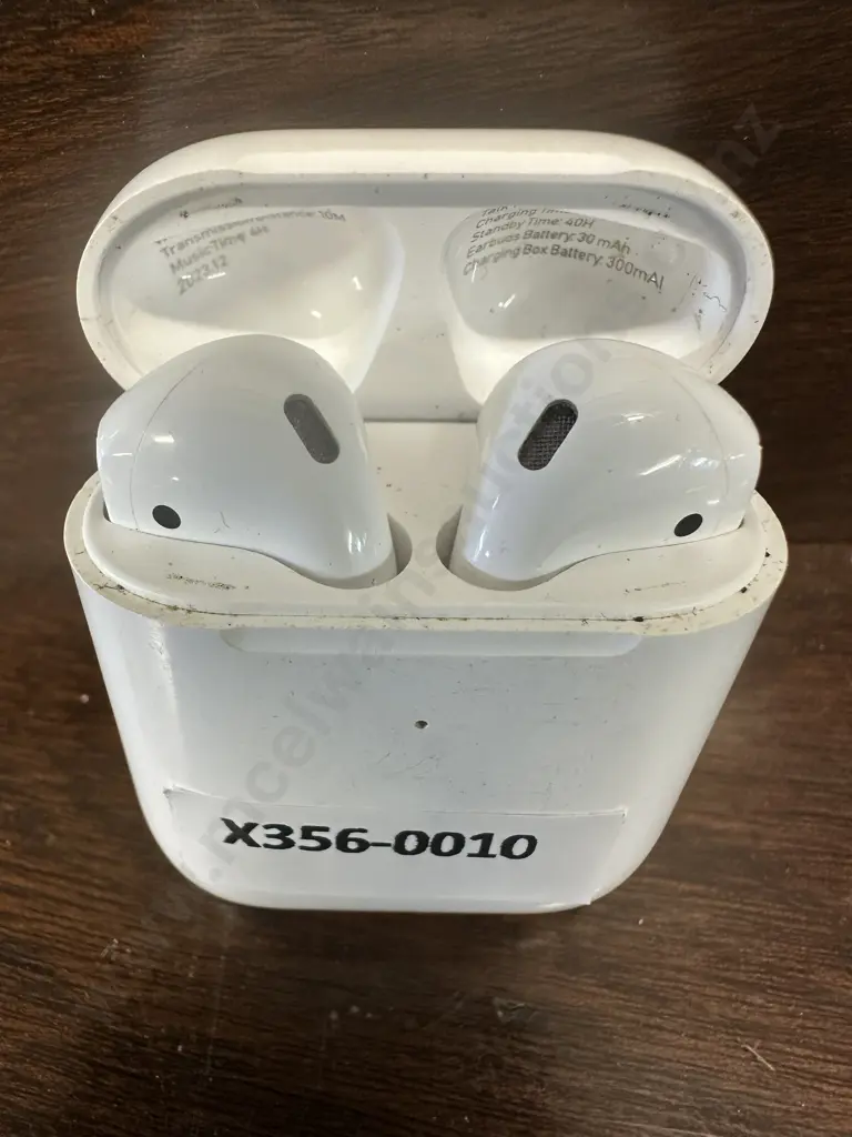 Moxon Ear Pod IN White Case Model MX TW37 Image 1++