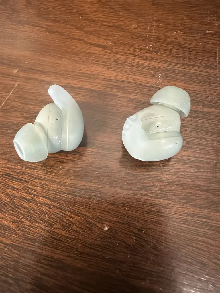 Sony Green Ear Buds Image 1++