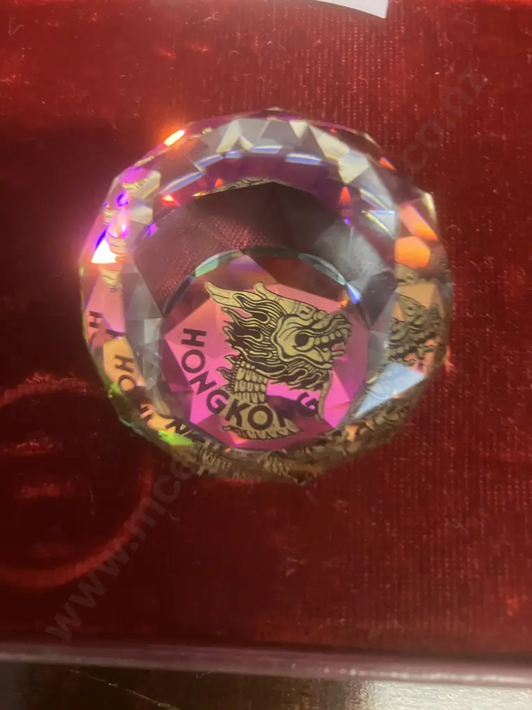 Vintage Swarovski 'Hong Kong' Paperweight & Keychain In Swarovski Box Image 1++
