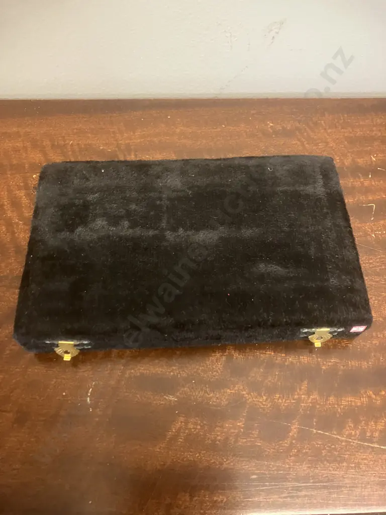 Portable Brass Scales In Case With Weights Image 1++