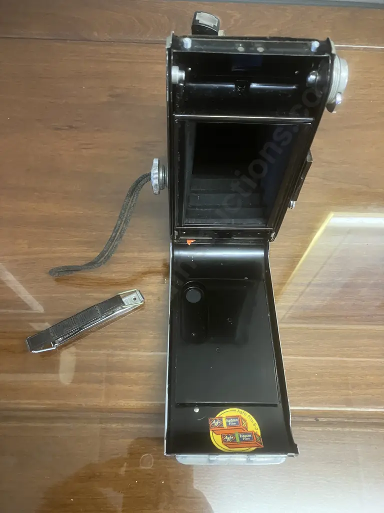 Agfa Billy Record 7.7 6x9 120 Film Folding Camera - Agfa Anastigmat Jgestar 1:7.7. 1933 - 1942 Germany Image 1++