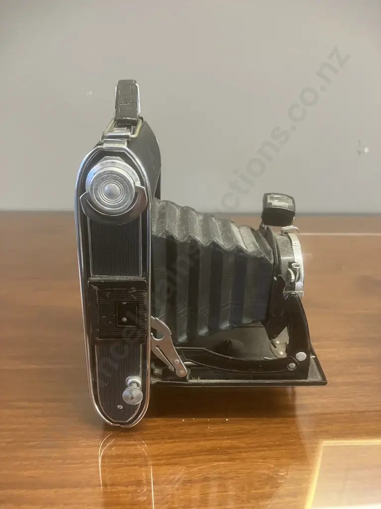 Agfa Billy Record 7.7 6x9 120 Film Folding Camera - Agfa Anastigmat Jgestar 1:7.7. 1933 - 1942 Germany Image 1++