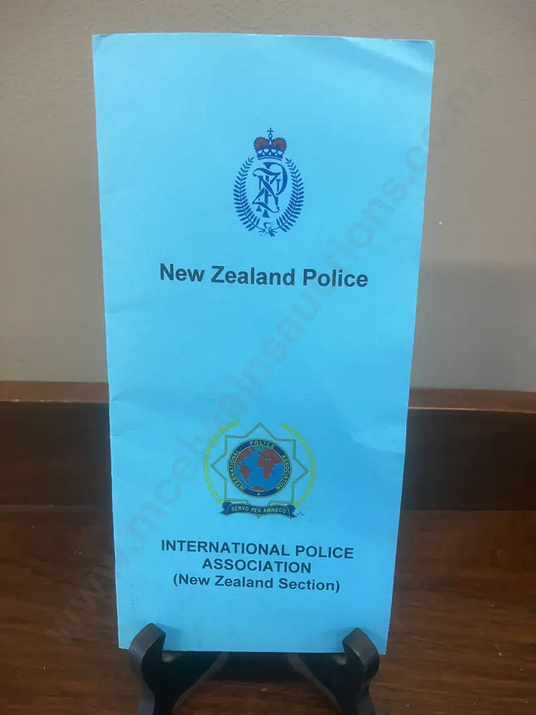 Rare New Zealand Police Shoulder Patch on a International Police Association (NZ Section) History Card Image 1++