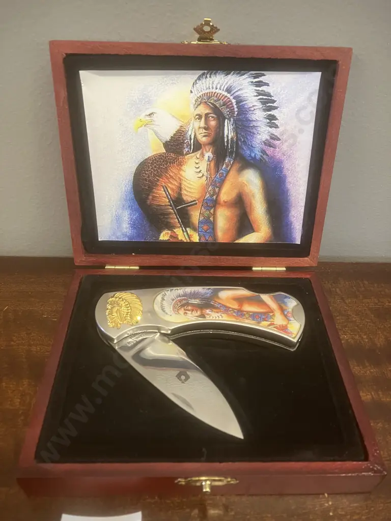 Vintage Collectors Folding Pocket Knife In Fitted Box With Native American Scene Image 1++