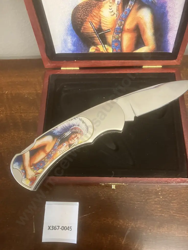 Vintage Collectors Folding Pocket Knife In Fitted Box With Native American Scene Image 1++