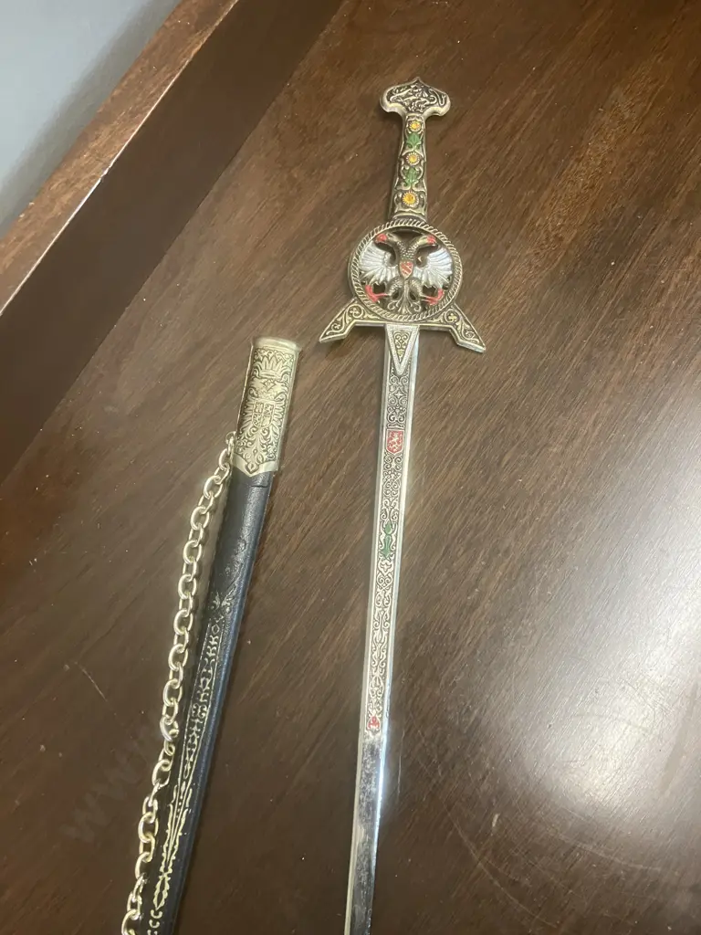 Decorative 47cm Sword With Engraved Blade And Sheath Image 1++