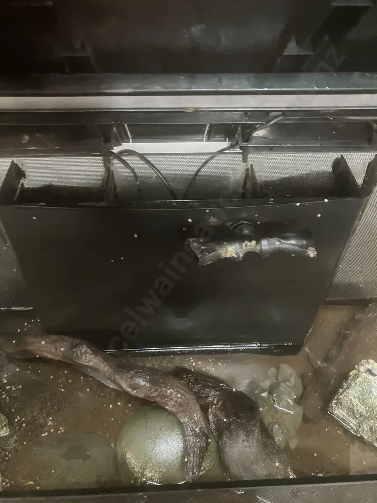 Fluval Flex 123 Litre Aquarium With Flex Cabinet & Assorted Aquarium Items. H114 W82.5 D39.5cm Image 1++