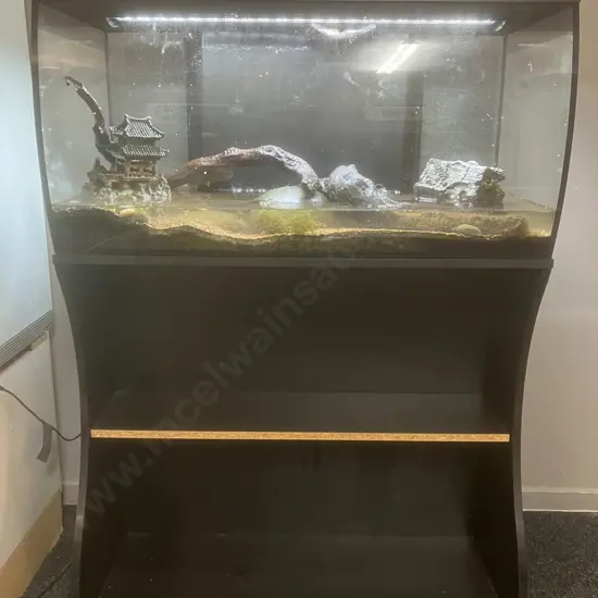 Fluval Flex 123 Litre Aquarium With Flex Cabinet & Assorted Aquarium Items. H114 W82.5 D39.5cm