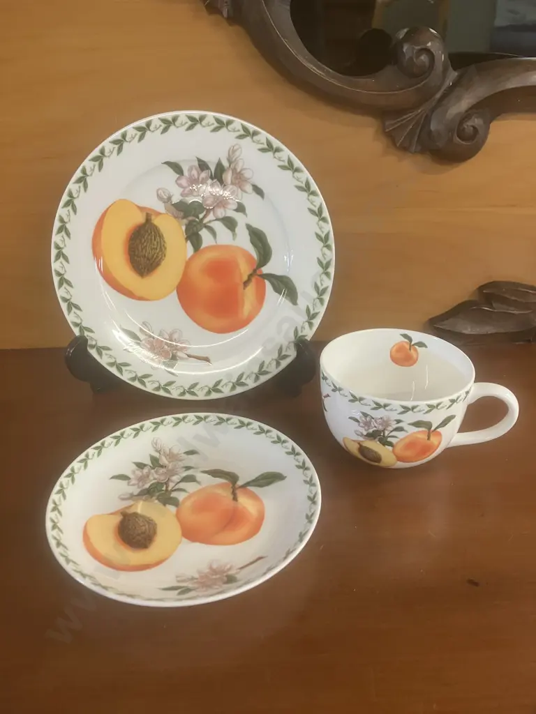 Maxwell Williams Orchard Fruits Pattern Trio, Tangled Flowers & Autumn Leaves Platters Image 1++