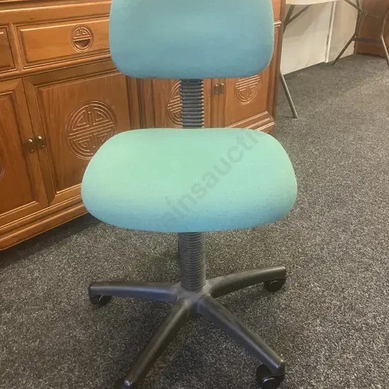 Dawell Furniture Gaslift Desk Chair - Green